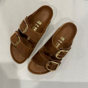 Tan Birkenstock Women’s Sandal